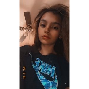 Meet your Posher, Becky